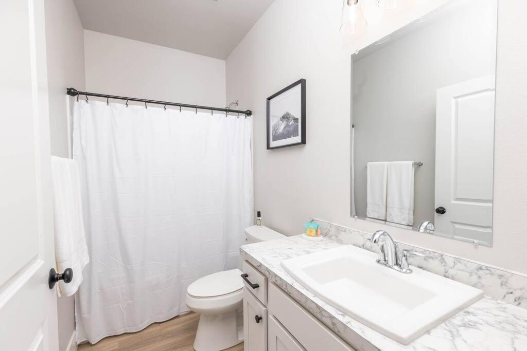 Charming 3-Bedroom In Vibrant New Neighborhood Billings Exteriör bild